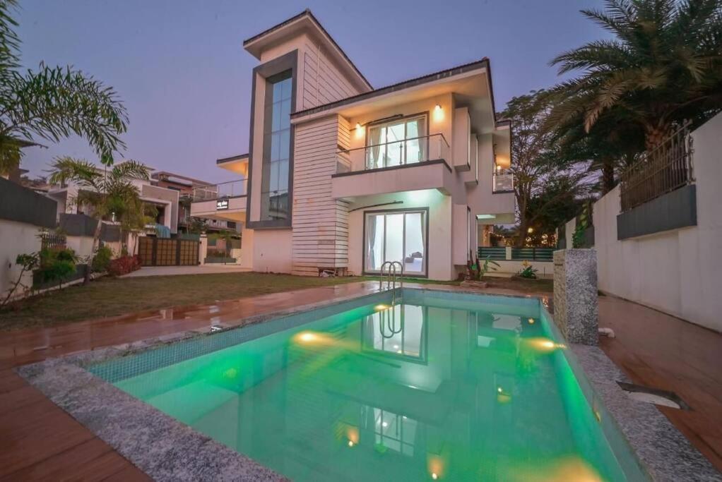 Royal Paradise Villa 로나발라 외부 사진