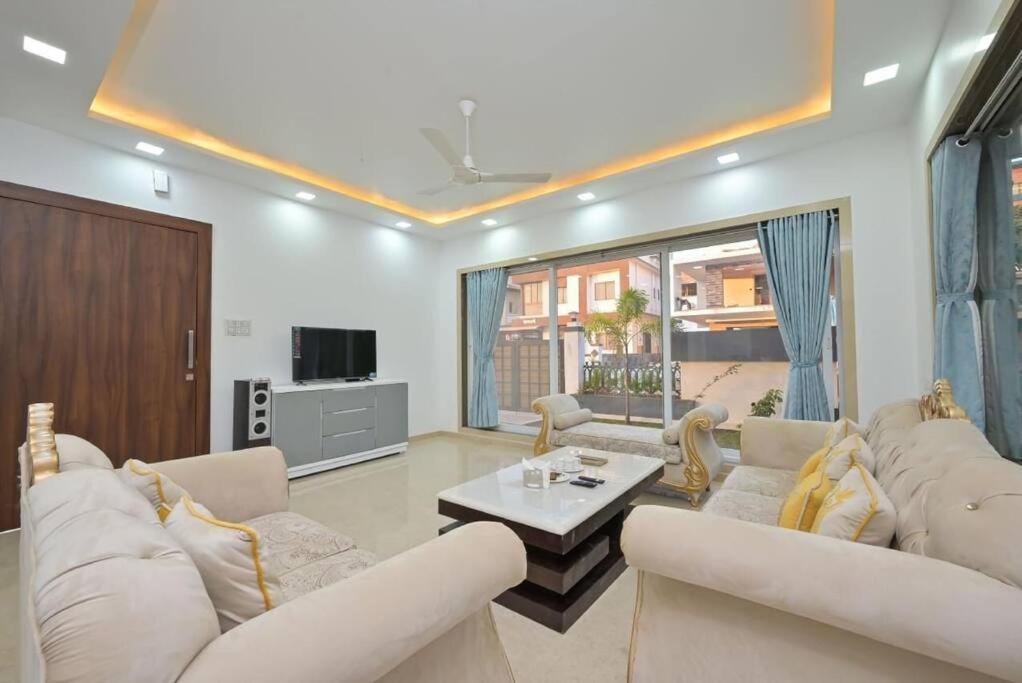 Royal Paradise Villa 로나발라 외부 사진