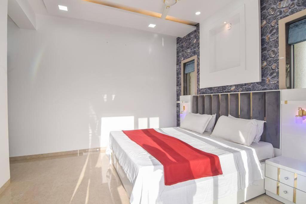 Royal Paradise Villa 로나발라 외부 사진