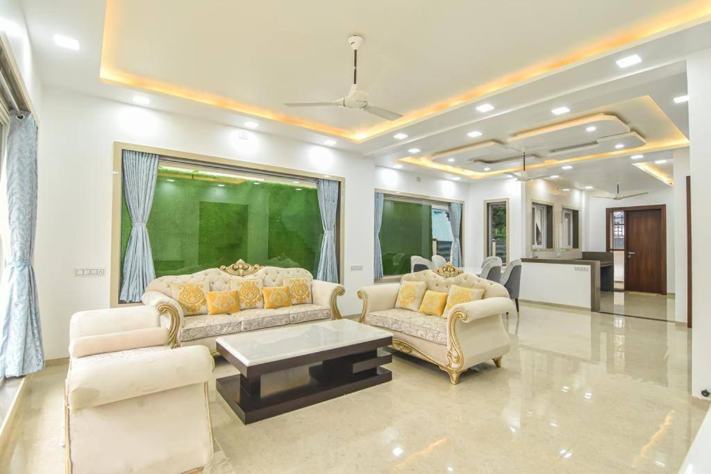 Royal Paradise Villa 로나발라 외부 사진