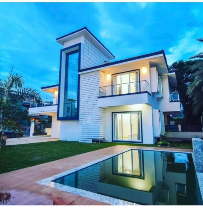 Royal Paradise Villa 로나발라 외부 사진