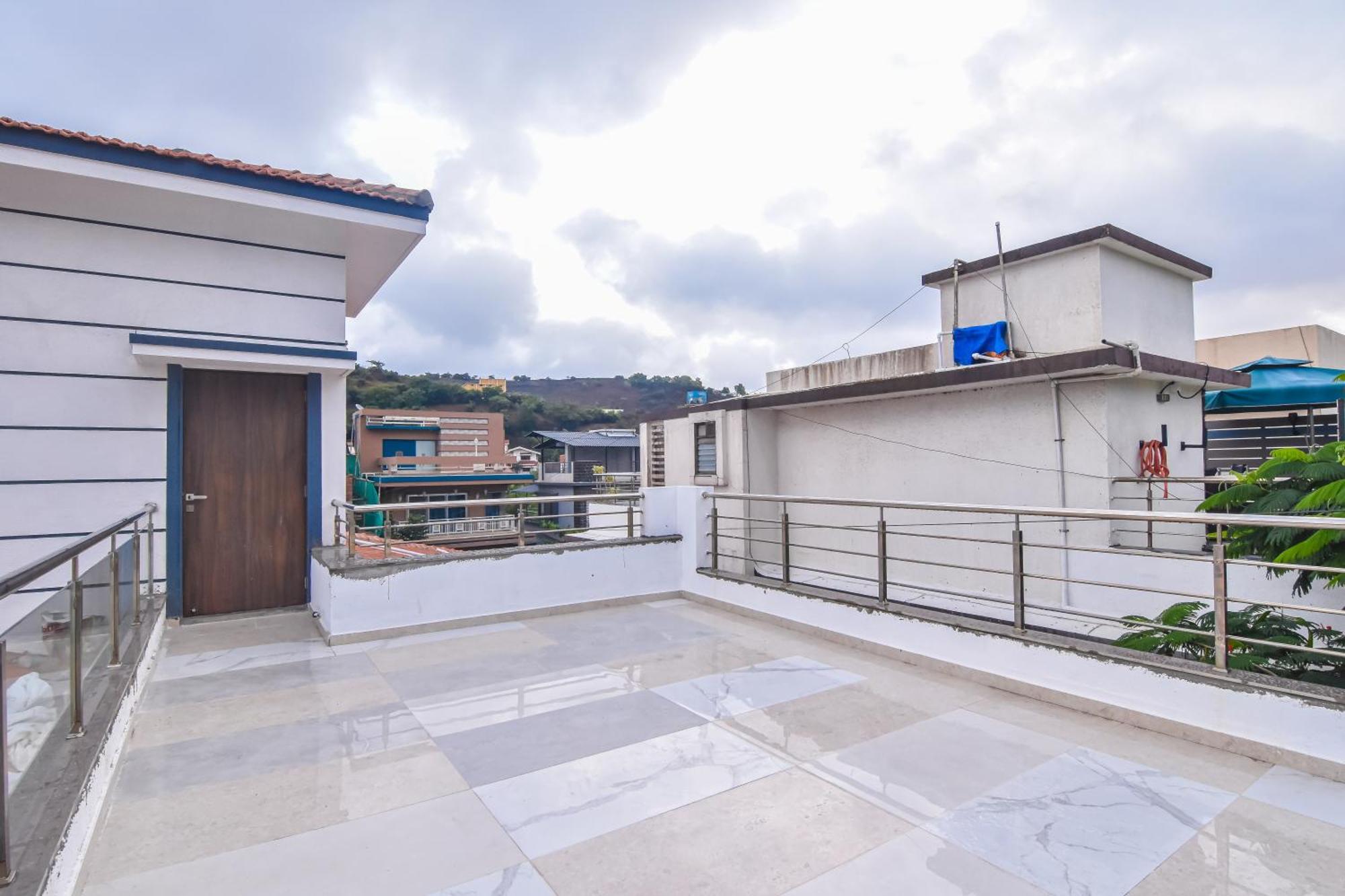 Royal Paradise Villa 로나발라 외부 사진
